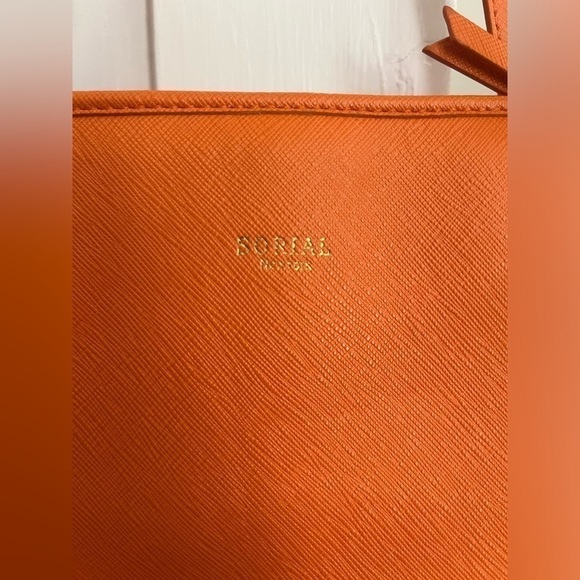 Sorial New York Orange Shoulder Tote Bag - Picture 2 of 12